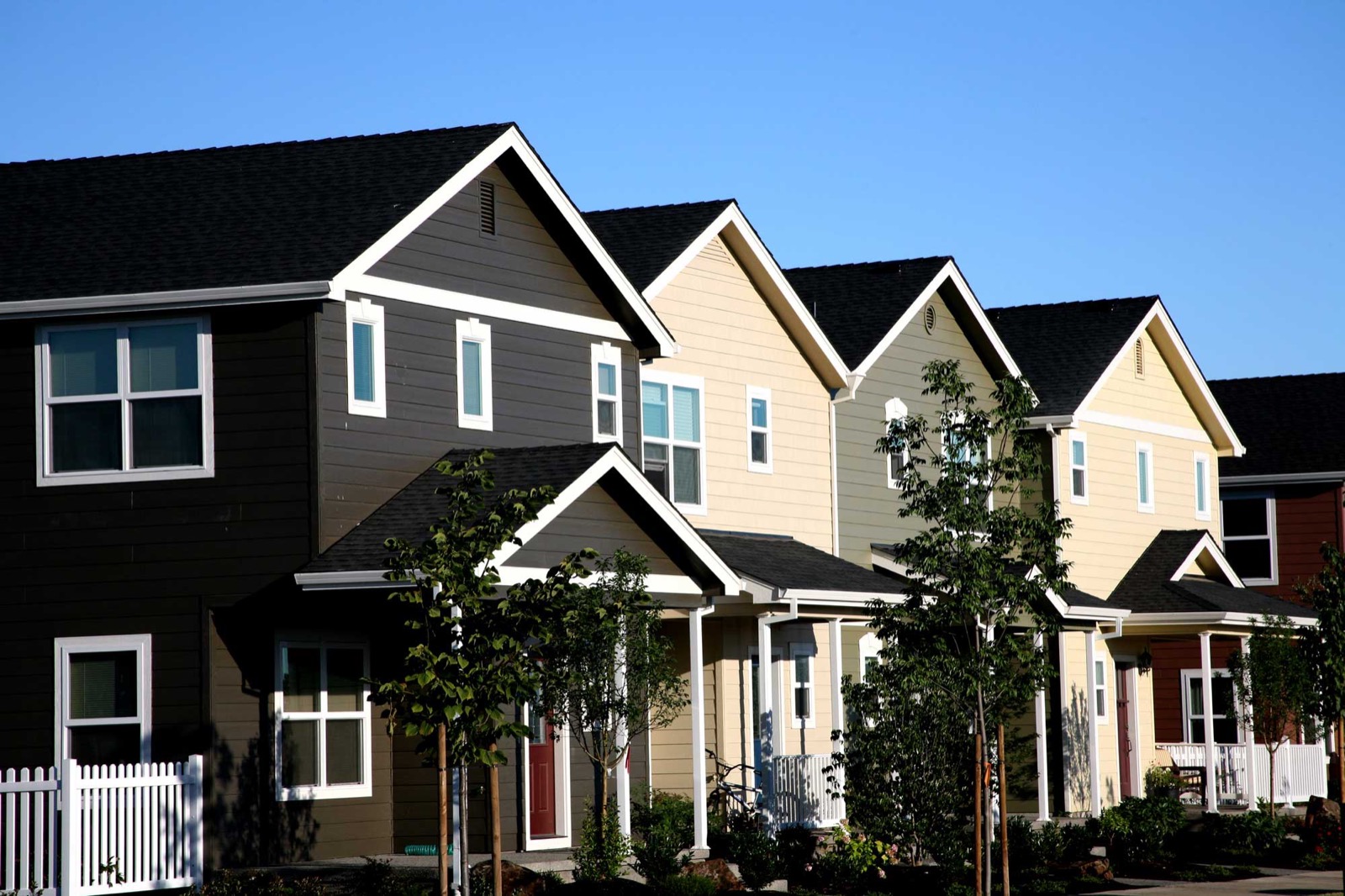 6 Popular Roof Colors in Frederick