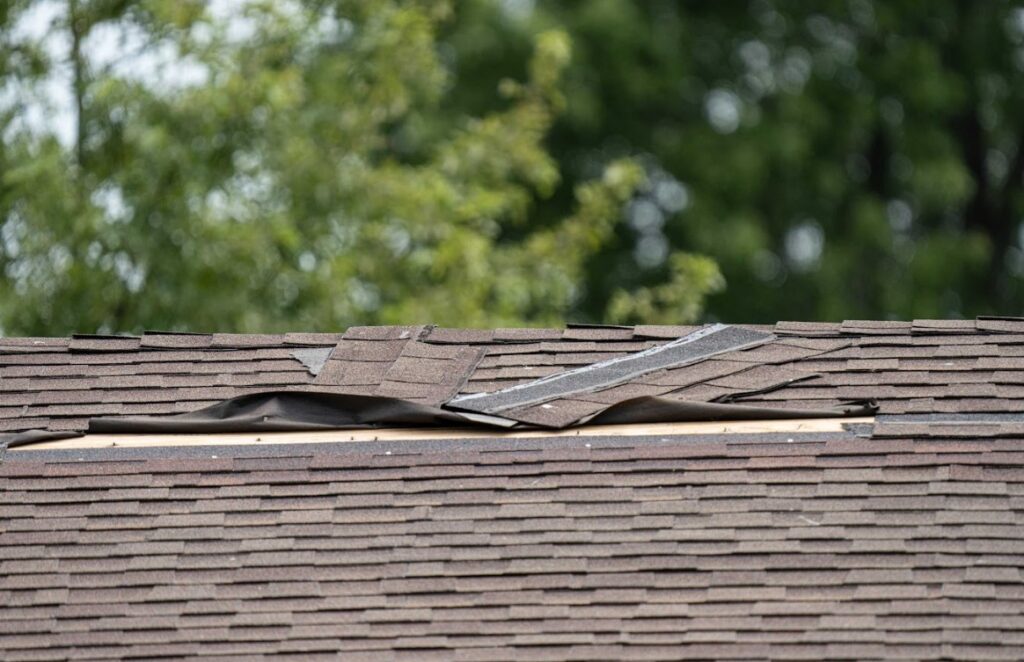 wind roof damage in Hagerstown, MD